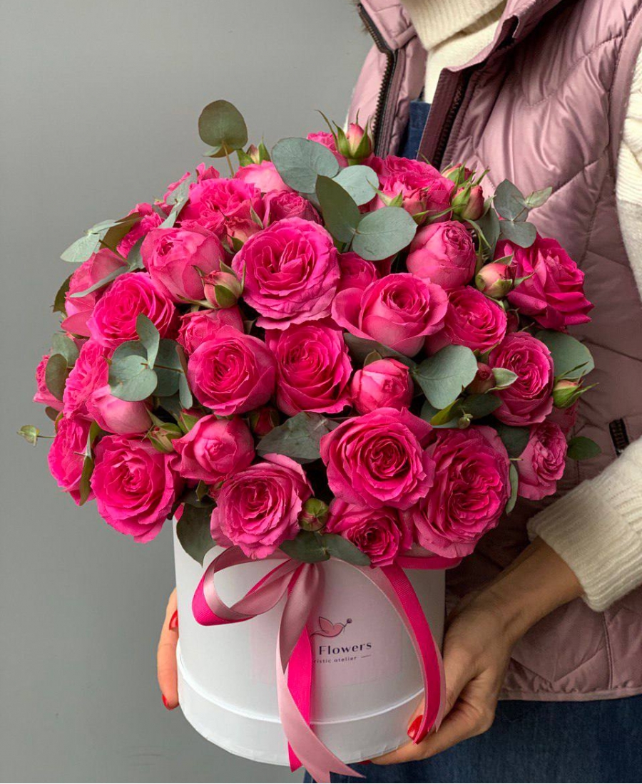 Bouquet in a hatbox - Fuchsia